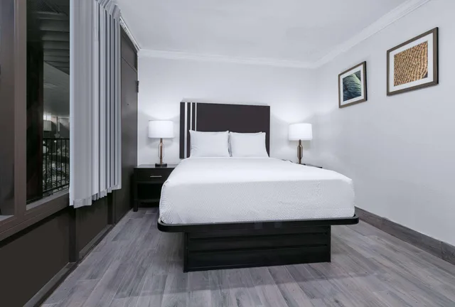 Suite, Queen Bed, Ramada by Wyndham Diamondhead I-10/Gulfport 1/1