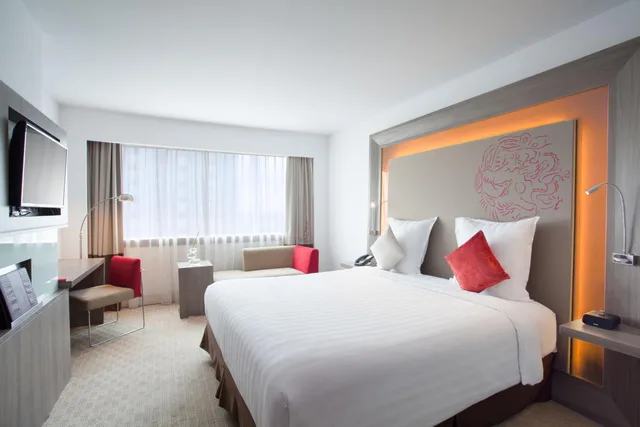 Executive, Double Bed, Novotel Jakarta Gajah Mada 4/9