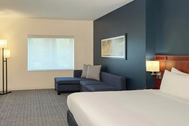 غرفة بسرير كينج، Courtyard Toluca Tollocan 2/10