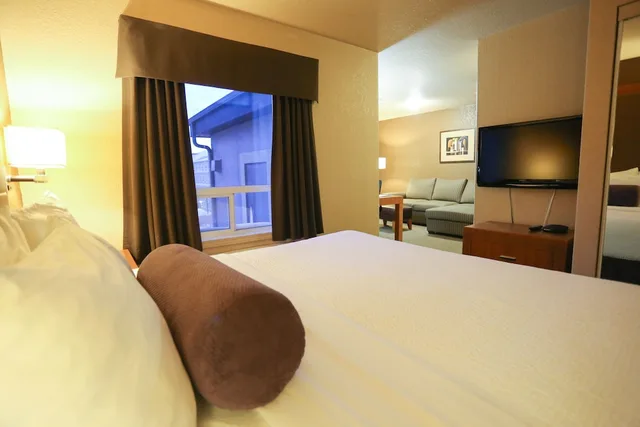 جناح بسرير كينج، Days Inn Calgary Airport 7/10