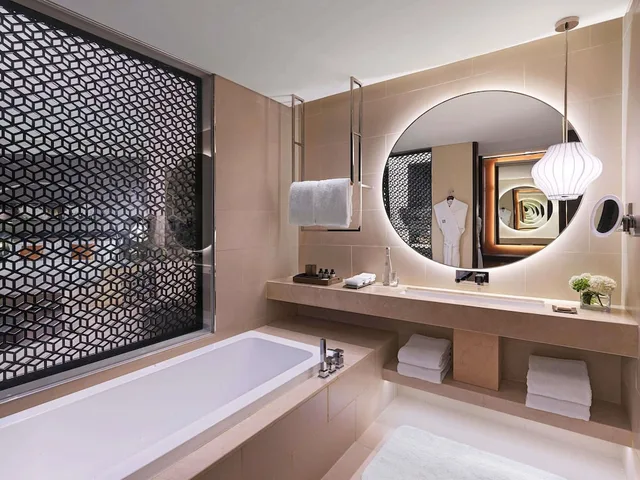 Fairmont, 2 Queen Beds، فيرمونت الرياض(Fairmont Riyadh) 9/10