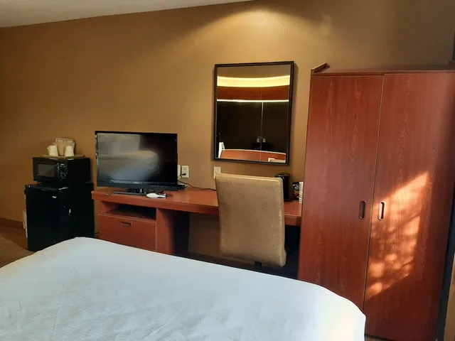 غرفة قياسية بسريرين كوين، Clarion Pointe Starkville near University 5/8