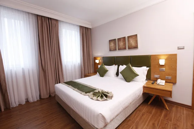 غرفة قياسية بسرير كينج لذوي الإعاقة، Sabon Hotel 1/4
