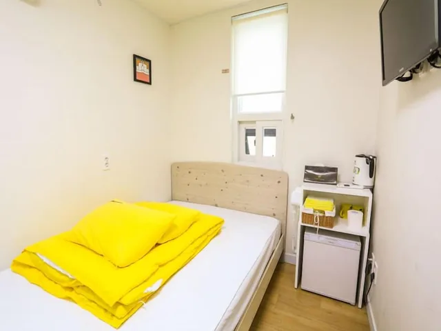 غرفة ديلوكس بسرير بطابقين مفردة بسرير مزدوج، 24 Guesthouse Dongdaemun Market 1/5