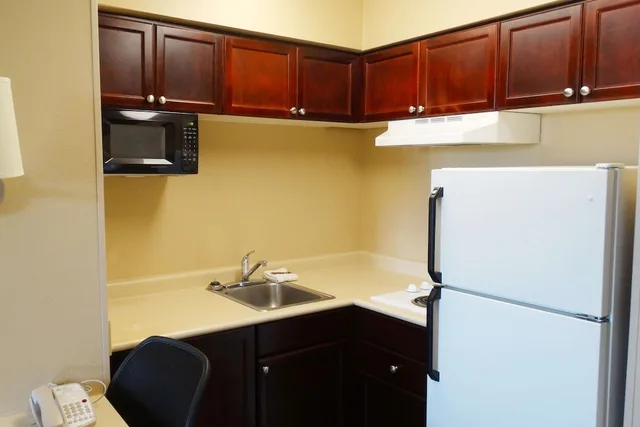 استوديو ديلوكس بسريرين مزدوجين مع أريكة، Extended Stay America - Atlanta - Alpharetta-Northpoint-West 8/8