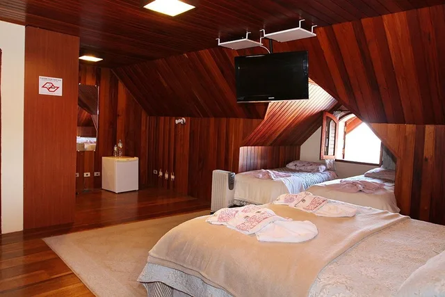 غرفة رباعية بسرير مزدوج وسريرين منفصلين، Pousada Recanto Siao 9/10