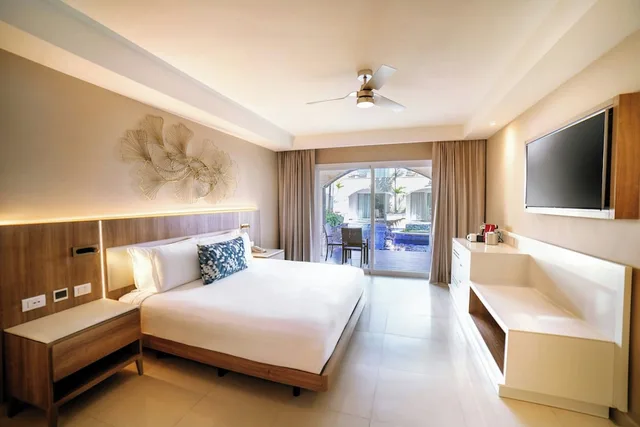 2 Bedrooms, Diamond Club, Swim Out, Presidential, Luxury, Suite, King Bed, 2 Queen Beds, Sofa, Hot Tub، Royalton Punta Cana, An Autograph Collection All-Inclusive Resort and Casino 10/14