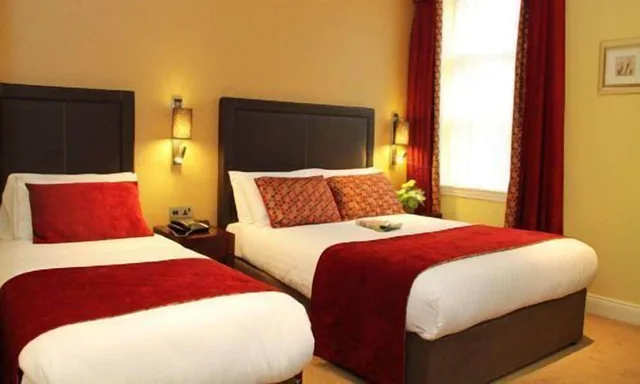 غرفة كلاسيكية مفردة بسرير مزدوج، International Hotel Killarney 1/4