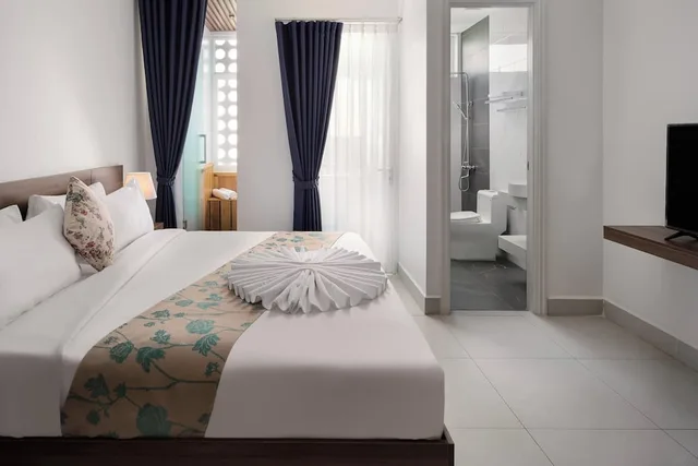 Executive, King Bed, Queen Mansion 1/5