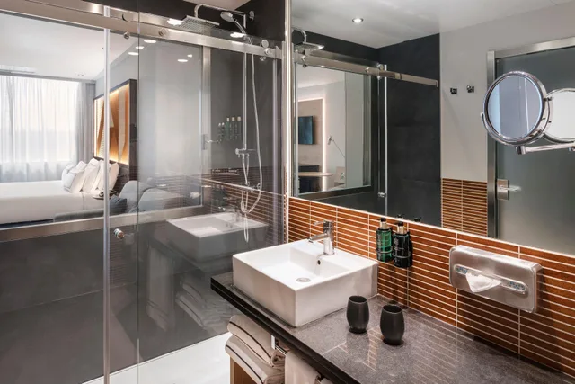 غرفة بريميوم بسرير مزدوج أو سريرين منفصلين، Melia Avenida America 4/4
