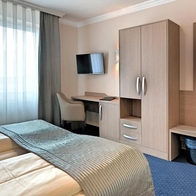 غرفة سوبيريور بسرير مزدوج، St. Joseph Hotel 4/8