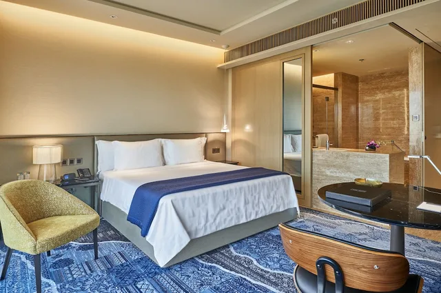 Club, Double Bed, Den، The Den Bengaluru, LXR Hotels & Resorts 4/10