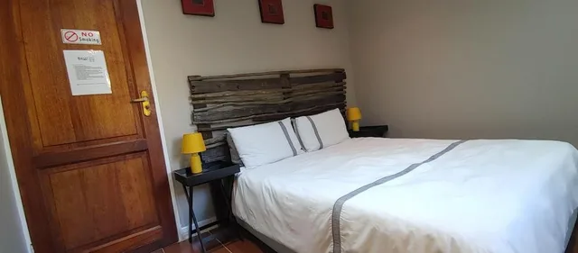 غرفة كلاسيكية بسرير مزدوج، Happy Home Imhoffs Gift 1/1