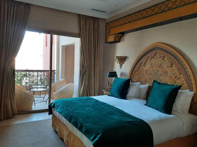 جناح سوبيريور، Hotel BORJ DES CASCADES 8/10