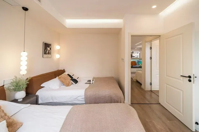 شقة إليت بسرير كوين وسريرين مزدوجين، Book and Bed-People's Square 1/10