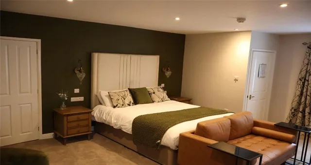 كوخ بسرير كينج، West Retford Hotel, Signature Collection 1/2