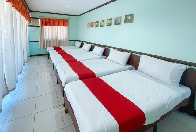 جناح عائلي، Maanyag Pension House 7/10