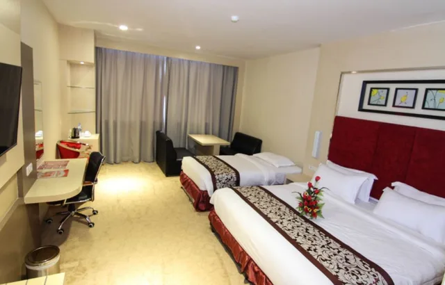 جناح جونيور، Batam City Hotel 1/5