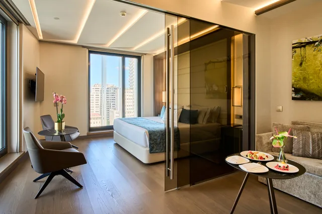 Junior Suite 1ad + 2chd، Vp Plaza Espana Design 4/7