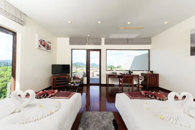 غرفة بسريرين منفصلين بشرفة، Luang Prabang View Hotel 3/10
