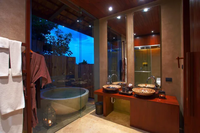 2 Bedrooms, Duplex, Pool, Villa, King Bed, Ocean Front، Silavadee Pool Spa Resort 10/10
