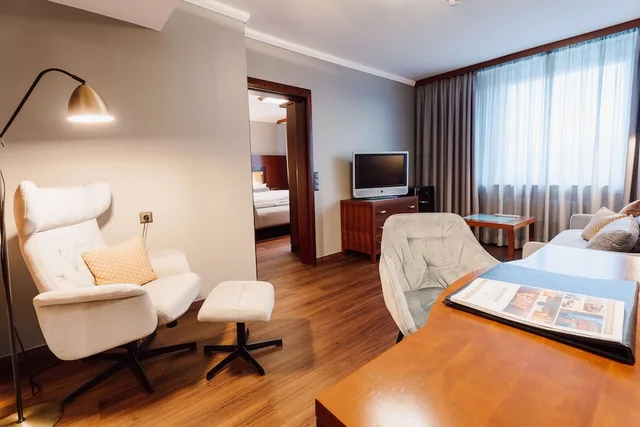 جناح بسرير كينج بغرفة نوم واحدة، Hotel Kaiserhof 2/7