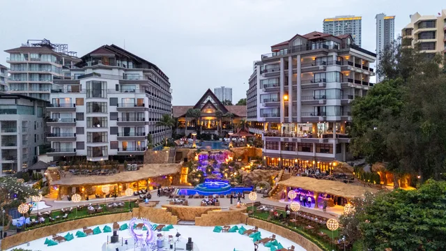 غرفة ديلوكس بسريرين منفصلين، Garden Cliff Resort and Spa 3/3