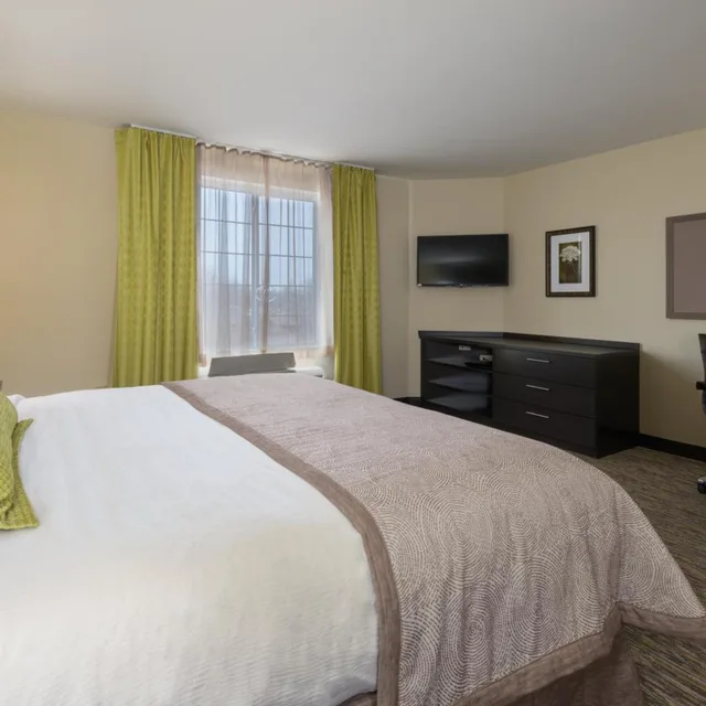 جناح استوديو بسرير مزدوج، Candlewood Suites Midwest City 1/9