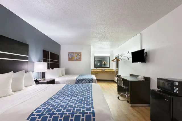 غرفة بسريرين كوين، Econo Lodge Lithonia 1/5