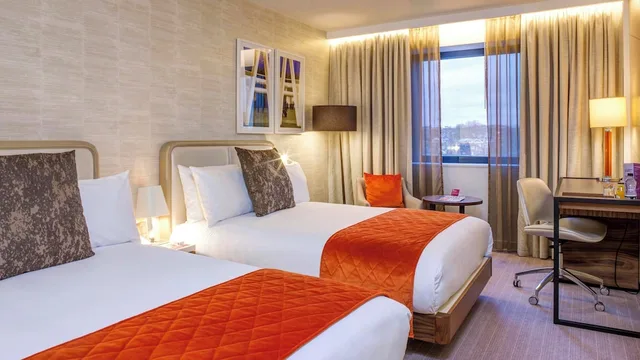 Premium, 2 Double Beds, Crowne Plaza London - Kings Cross 7/10