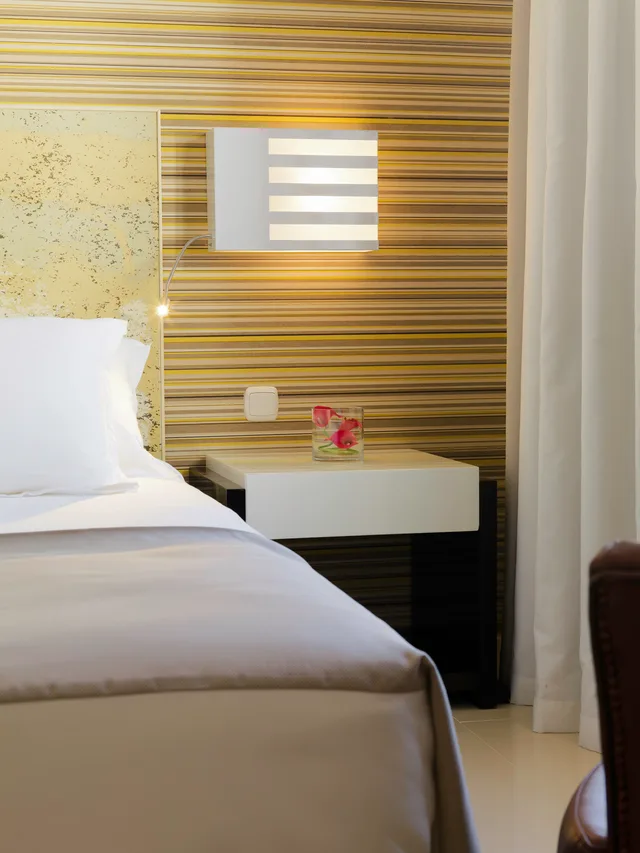 جناح بإطلالة على المسبح، H10 White Suites - Adults Only 2/4