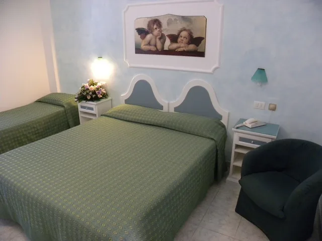 غرفة قياسية ثلاثية بثلاثة أسرّة، Hotel Ristorante Borgo La Tana 6/10