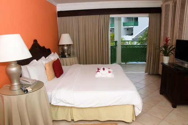 غرفة قياسية بسرير كينج بإطلالة على الحديقة، Mango Bay Barbados 4/5