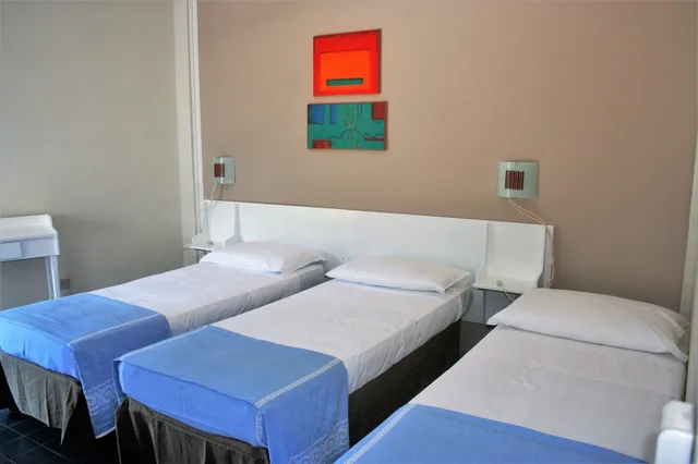 Room, Triple, 1 Queen and 1 Single Bed, Hotel Anna 4/8