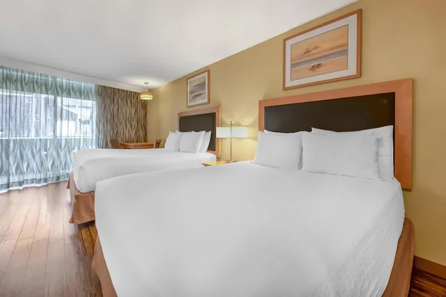 غرفة قياسية بسريرين كوين لذوي الإعاقة، Best Western Plus Ocean View Resort 2/10