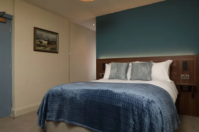 غرفة قياسية بسرير مزدوج، Victoria Hotel 1/4