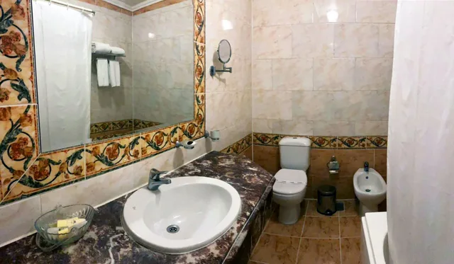 Royal, Gold, Suite, King Bed, Sea View، Windsor Palace Luxury Heritage Hotel Since 1906 2/3