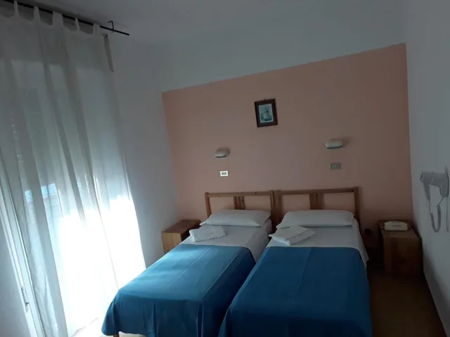 غرفة بسريرين منفصلين، Hotel Colombo 1/5