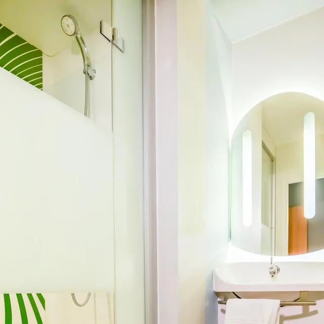 غرفة عائلية رباعية، Ibis Budget Saint Martin De Crau Porte De Camargue 3/6