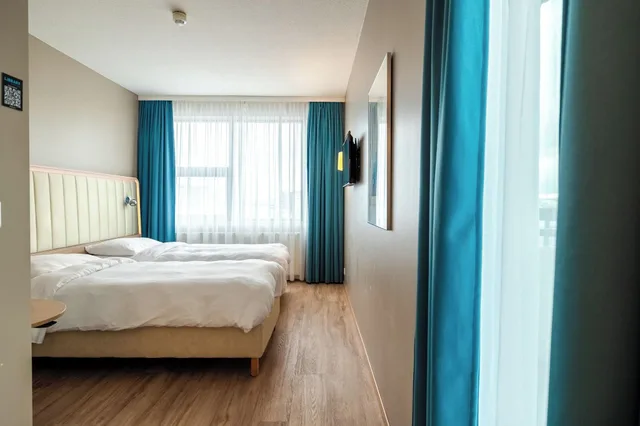 غرفة بسرير كوين، Park Inn By Radisson Reykjavik Keflavik Airport 13/19