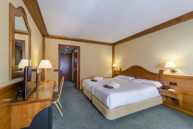 غرفة قياسية بسريرين منفصلين، Sport Hotel 8/10