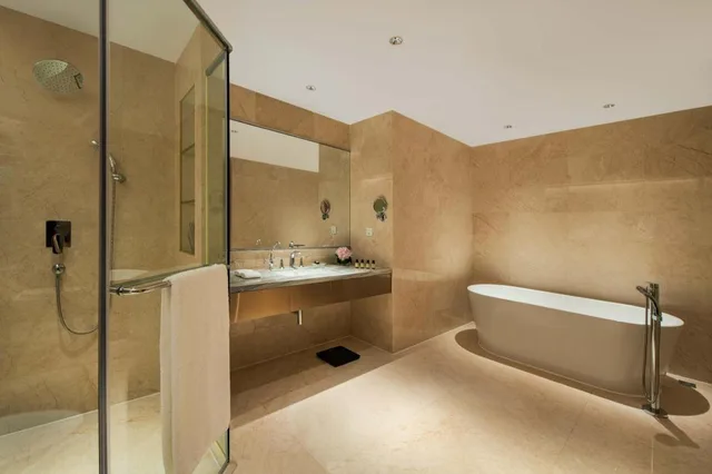 جناح ديلوكس بسرير كوين بإطلالة على المدينة بغرفة نوم واحدة مع دخول صالة النادي، Dongguan Forum Hotel and Apartment 3/3