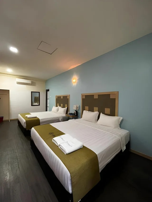 غرفة ديلوكس عائلية بسريرين كوين، S8 Boutique Hotel 2/3