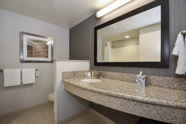 Room, 2 Queen Beds, Courtyard Marriott Charlotte Concord 2/6