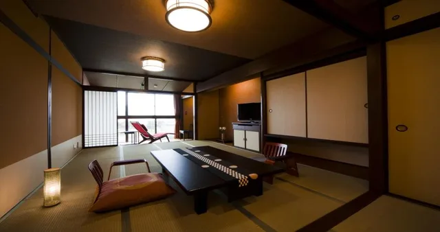 Renovated, Japanese, Modern, Standard, Lake Side, Lake View, Dantoukan Kikunoya 1/1