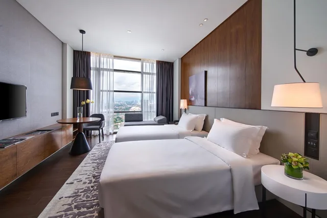 غرفة تنفيذية بسريرين منفصلين مع دخول صالة النادي، Le Meridien Petaling Jaya (ex New World Petaling Jaya) 6/10
