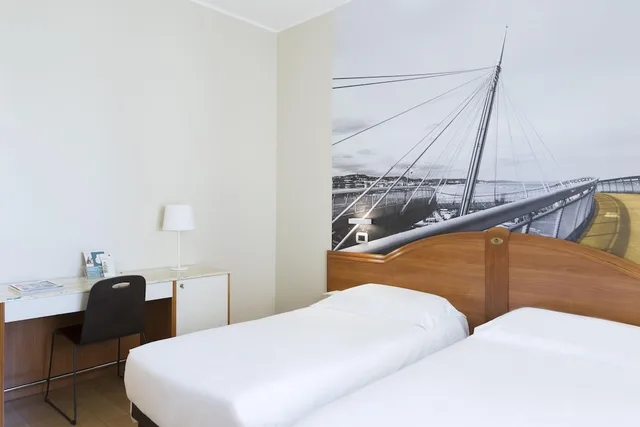 غرفة بسرير مزدوج لذوي الإعاقة، B&B Hotel Pescara 2/4
