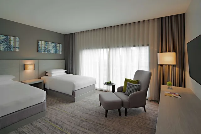 غرفة بسريرين منفصلين بإطلالة، HYATT PLACE BANGKOK SUKHUMVIT 3/5