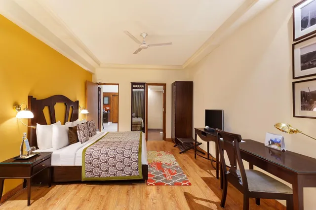 2 Bedrooms, Apartment, Garden View, Aloha On The Ganges 2/3