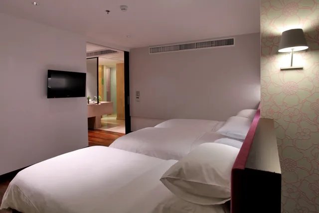 غرفة بريميوم ثلاثية، Lit Bangkok Hotel 2/4